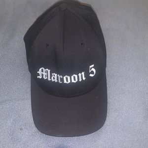 Maroon 5 black six panel trucker baseball hat/cap